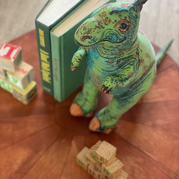 Unique standing lime green dinosaur stuffed animal made in 1992 - Picture 1 of 11